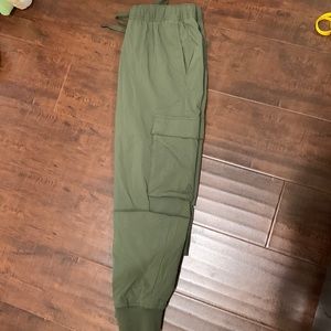H&M Green nylon cargo joggers size s W28 L28